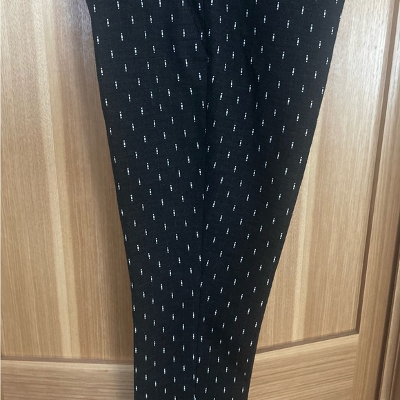 Loft Julia style Size 6 pant - Picture 4 of 8